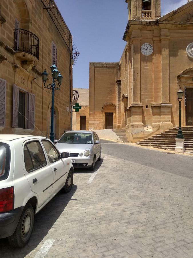 Paradise Għajnsielem Esterno foto